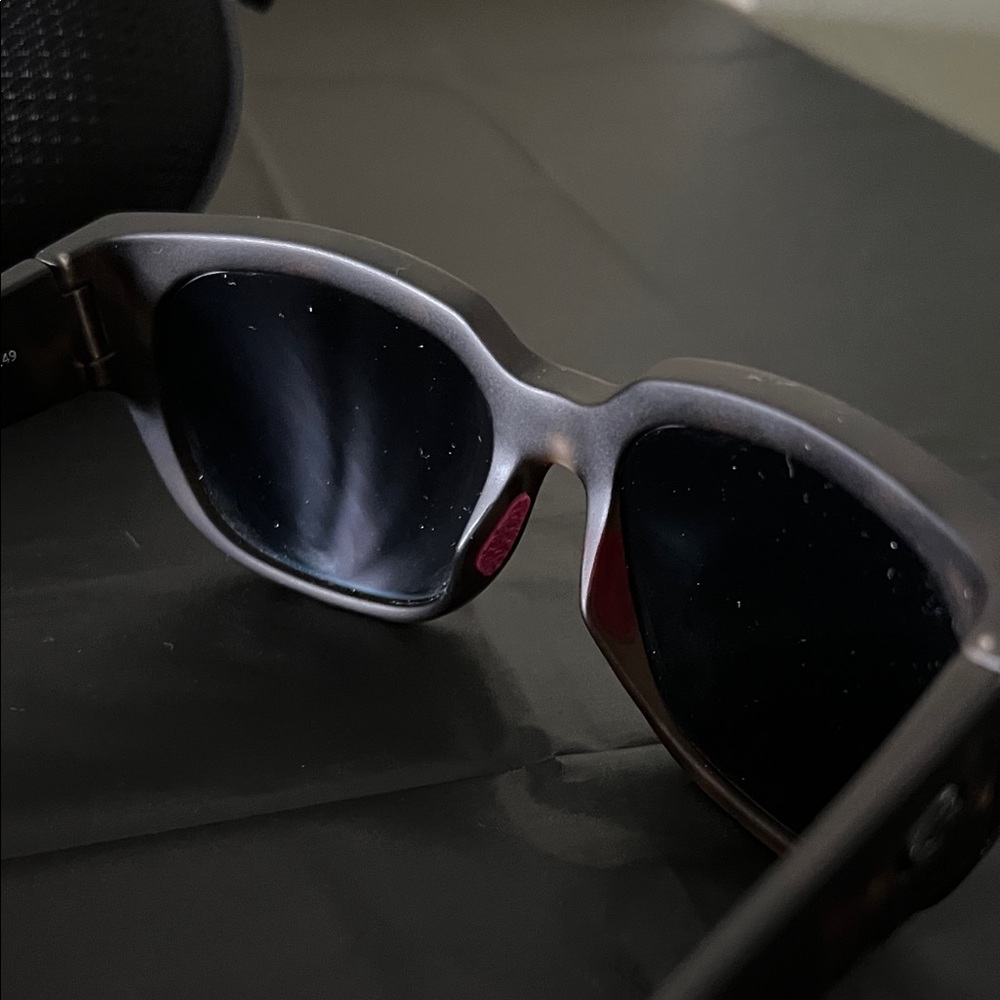Like New Costa waterwoman Tortoise Sunglasses  with Blue mirror Lenses - Picture 6 of 7